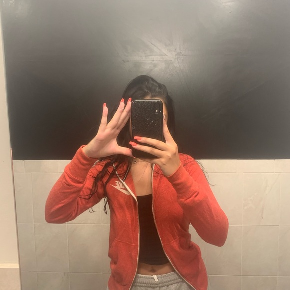 red NIKE hoodie - Picture 3 of 4